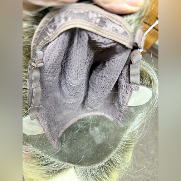 Belle Tress “Allie” hand tied style - Picture 6 of 7